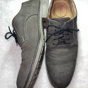 Mens dress shoes